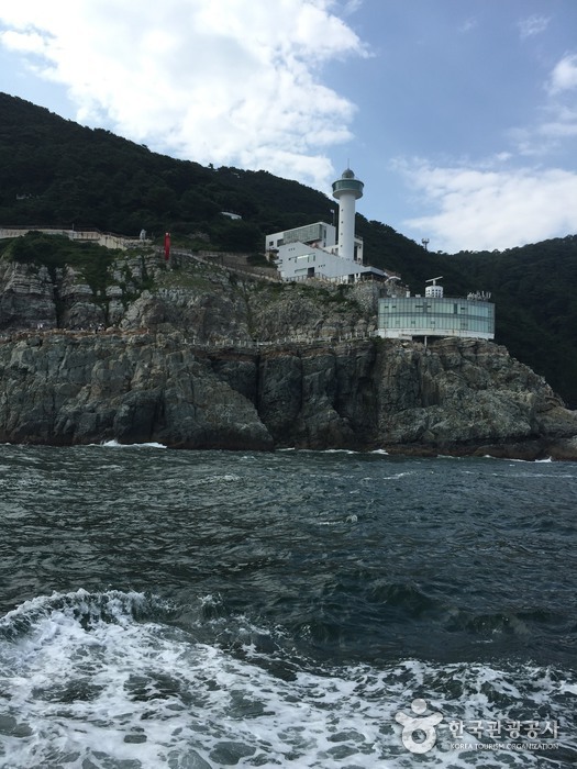 Taejongdae (Parque Nacional Geológico en Busan) (태종대 (부산 국가지질공원))