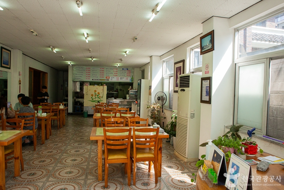 신제주삼보식당