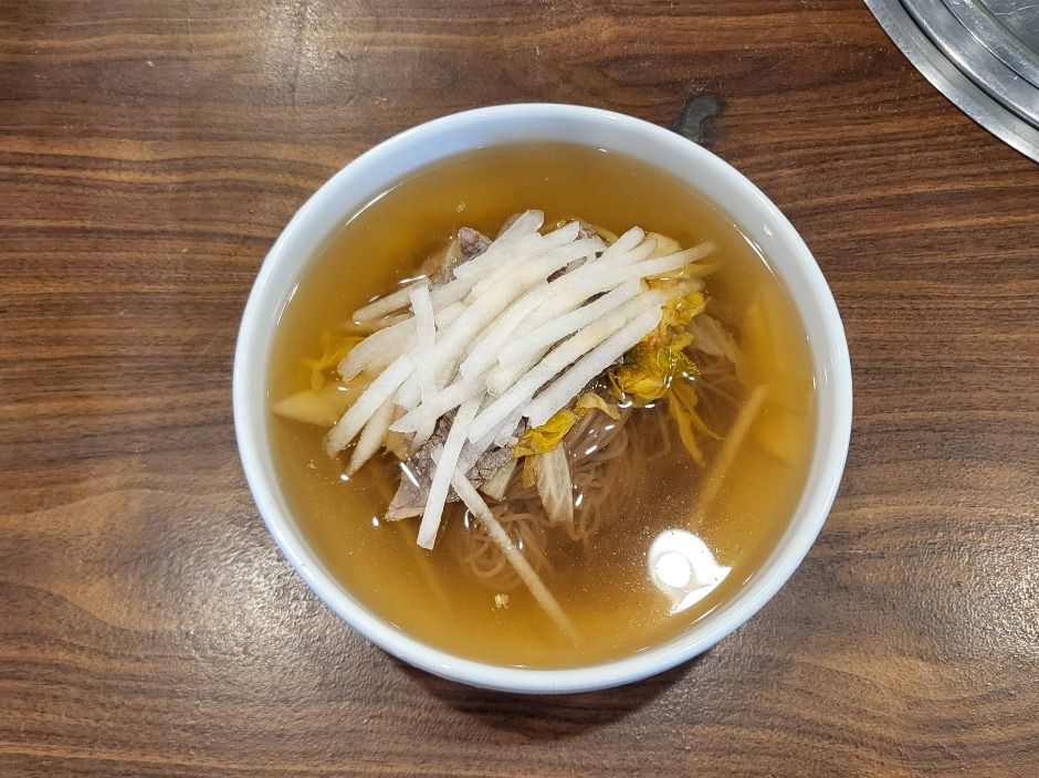 Woo Lae Oak (Uraeok) (우래옥)