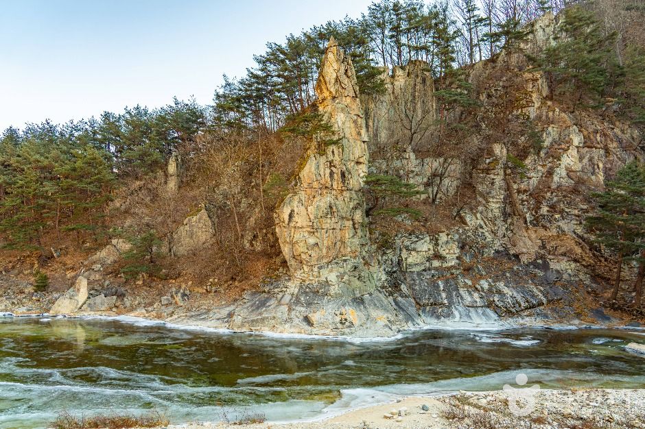 무흘구곡 선바위