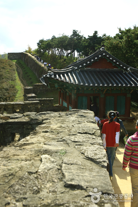 Gochangeupseong Fortress (고창읍성)