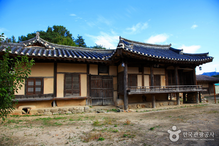 Yeongju Museom Village (영주 무섬마을)