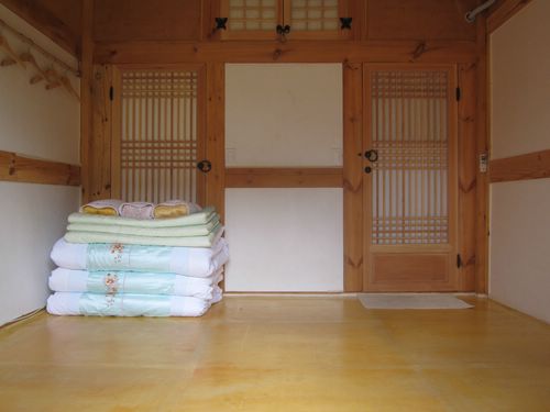 Pungnamheon House (Jeonju Hanok Villagae) (풍남헌-전주한옥마을)