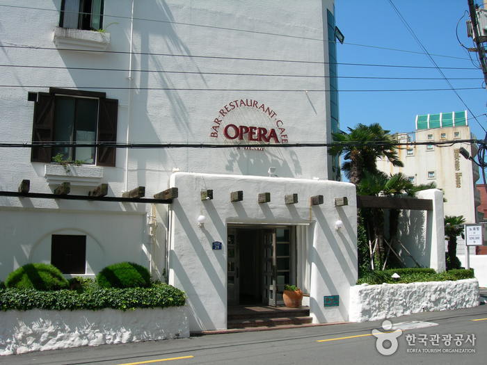 OPERA Restaurant (오페라)