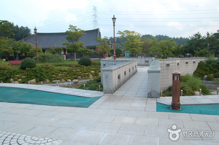 May 18th National Cemetery (국립 5.18 민주묘지)
