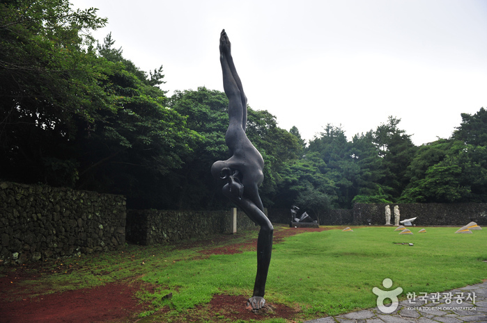 Skulpturenpark Jeju (Forest Fantasia) (제주조각공원(포레스트 판타지아))