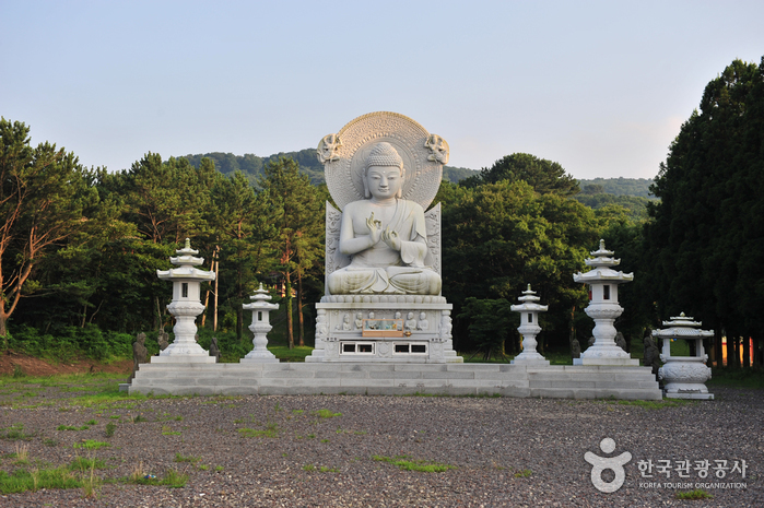 Temple Gwaneumsa (Jeju) (관음사 (제주))