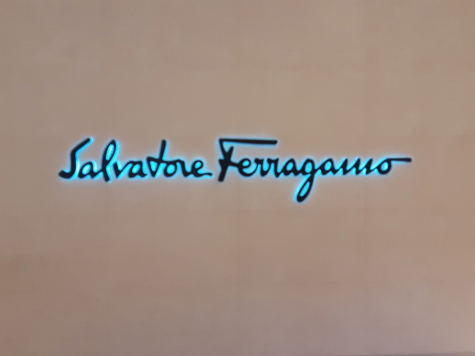 [事後免稅店] Ferragamo (現代KINTEX店)(페레가모 현대 킨텍스점)