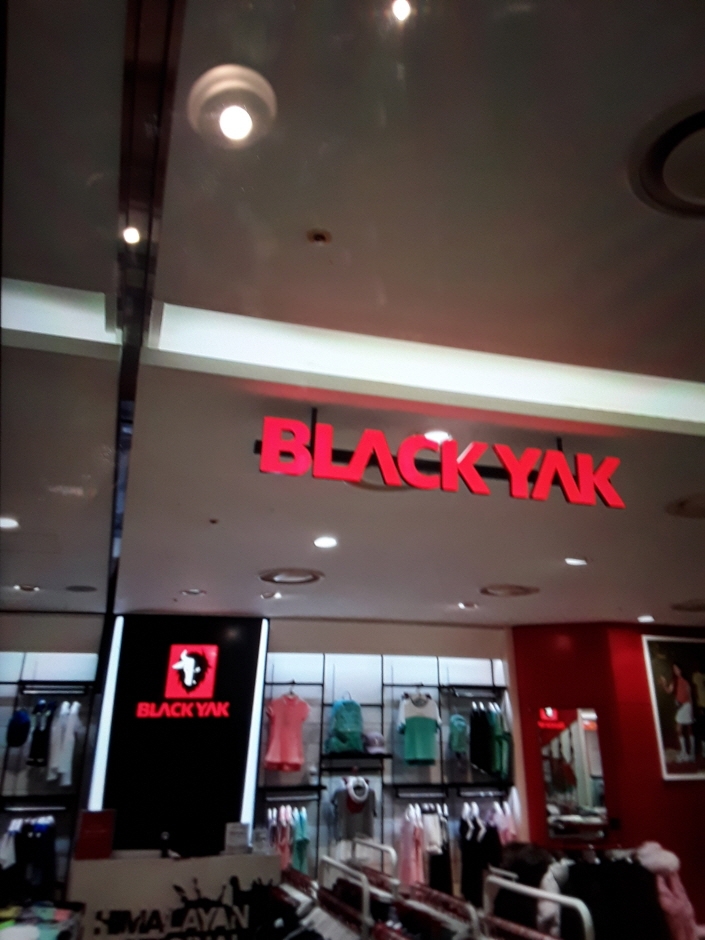 [事後免税店] BLACKYAK（ブラックヤク）（블랙야크）