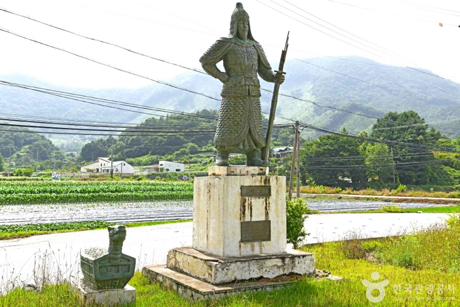 비학봉마을