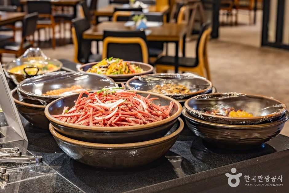 thumbnail-마리나블루키친-10