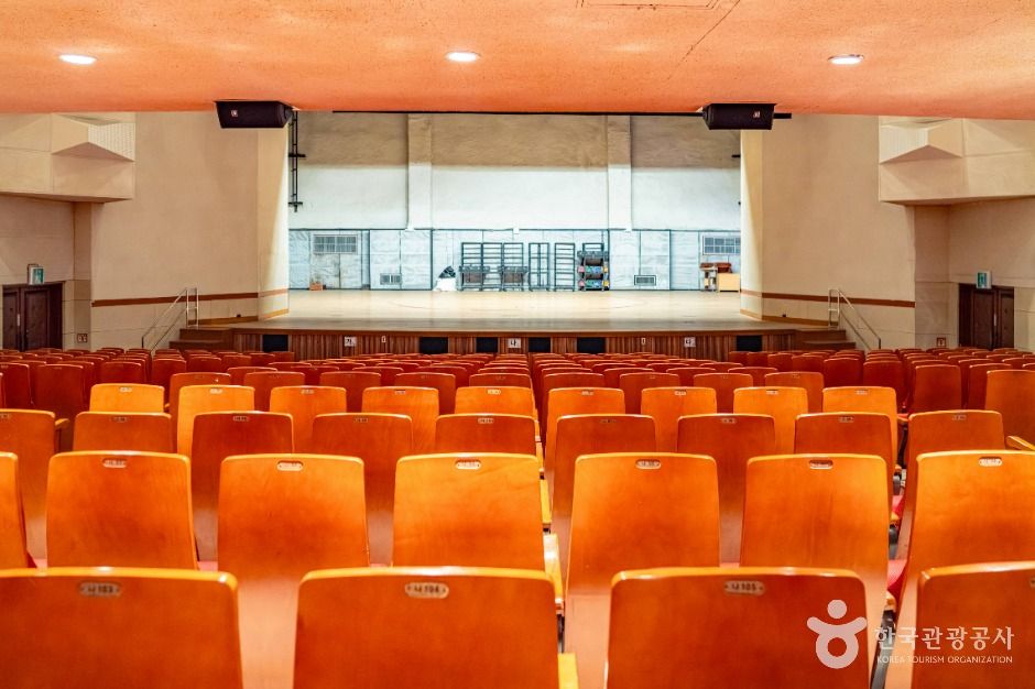 광양_광양시문화예술회관 (2)