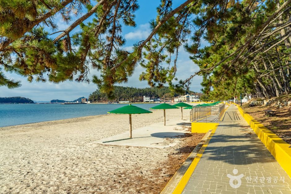 thumbnail-땅끝송호해수욕장-4