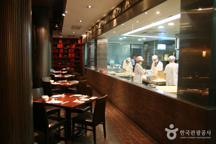 Din Tai Fung Korea - Myeongdong Branch (딘타이펑코리아 - 명동점)