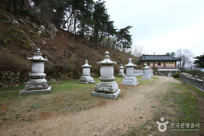 八公山自然公园팔공산자연공원(갓바위지구)