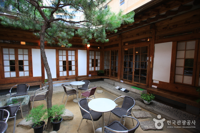 thumbnail-Insadong Chatjip (tea house) (인사동찻집)-5