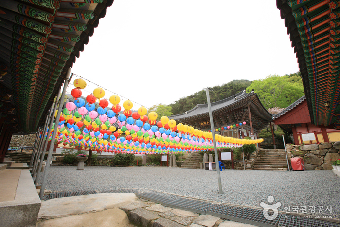 Yongmunsa Temple (Namhae) (용문사(남해))