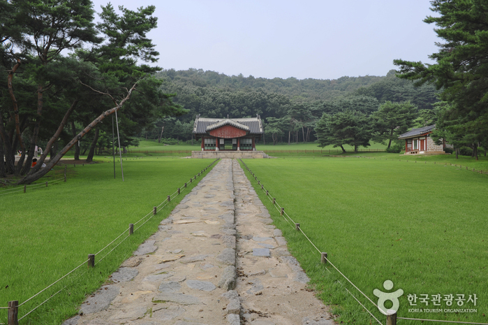 Seooreung à Goyang (Gyeongneung, Changneung, Hongneung, Ingneung et Myeongneung) [Patrimoine Mondial de l'UNESCO] (고양 서오릉)