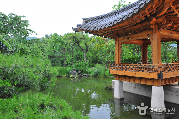 湖岩美術館（호암미술관）