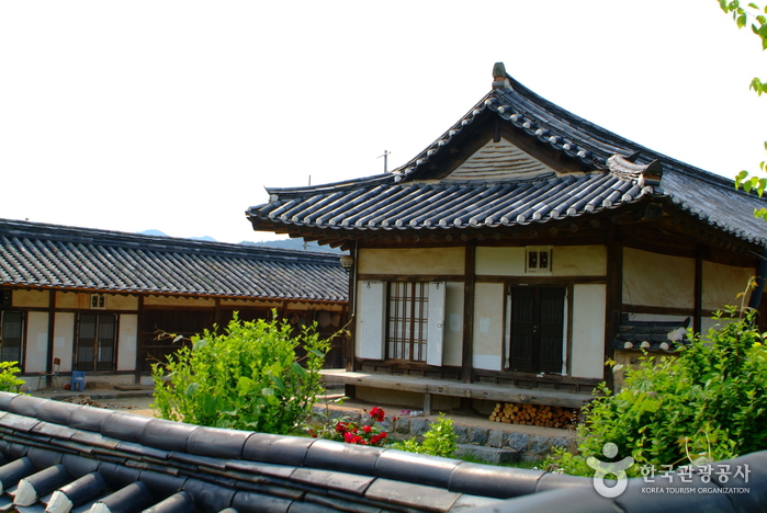 Suaedang (수애당)