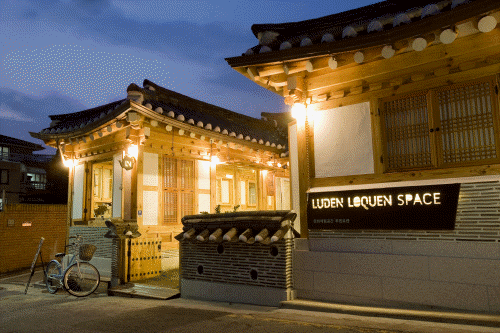 カフェLN（Luden Loquen SPACE）（카페LN（루덴로켄 SPACE））