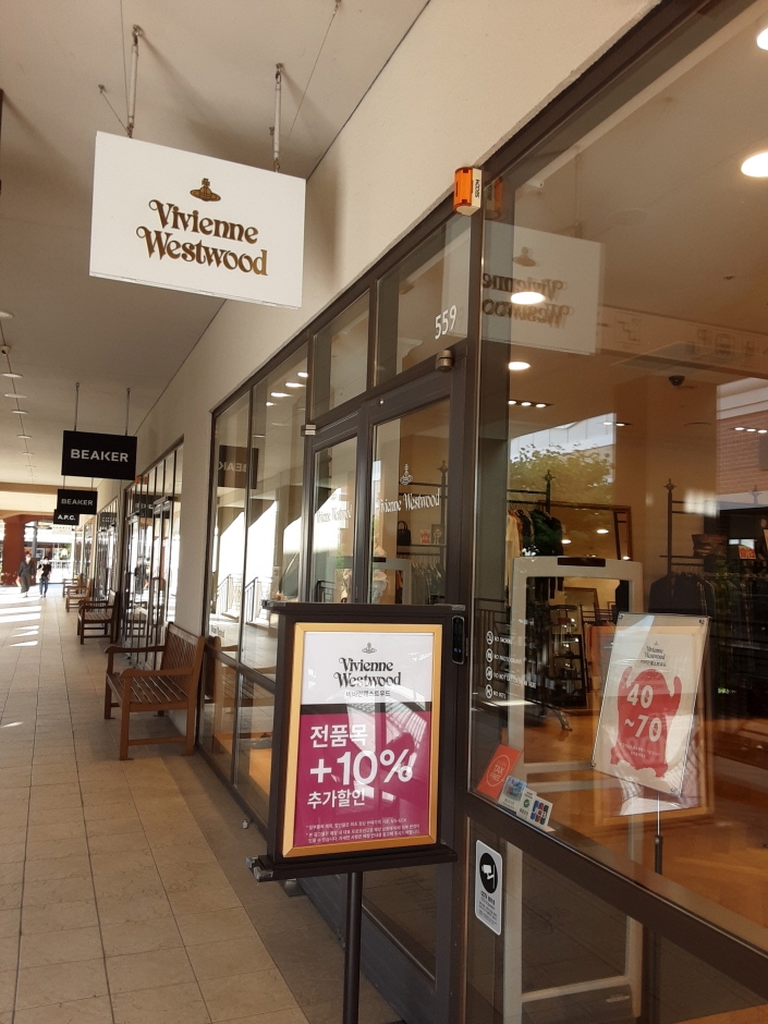 [事後免稅店] Vivienne Westwood (新世界坡州店)(비비안웨스트우드 신세계파주)