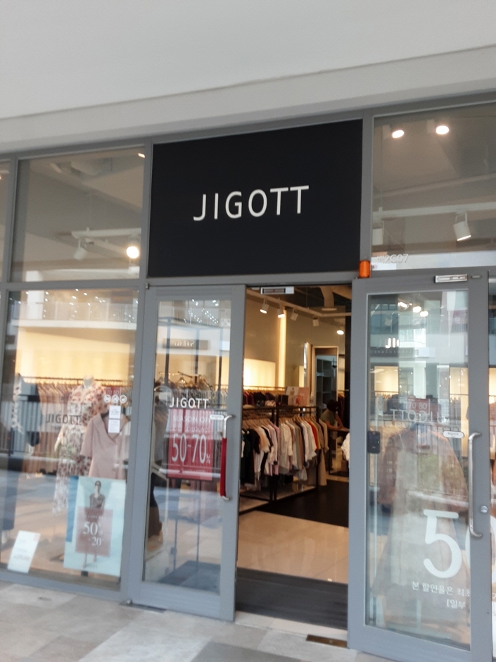 Jigott - Lotte Icheon Branch [Tax Refund Shop] (지고트 롯데이천)
