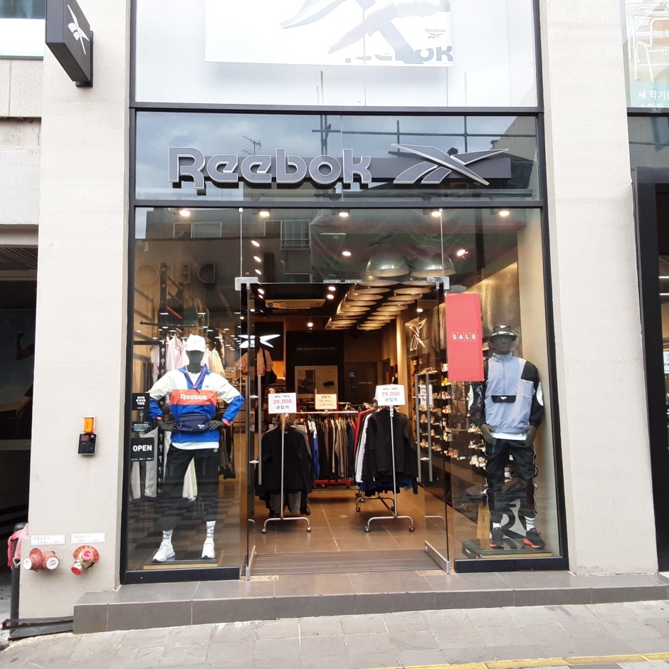 Reebok - Jeju Chilseong Branch [Tax Refund Shop] (리복 제주칠성)