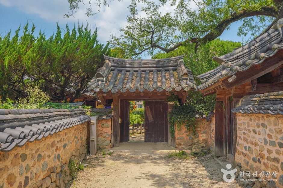 산청 남사리 이씨고가