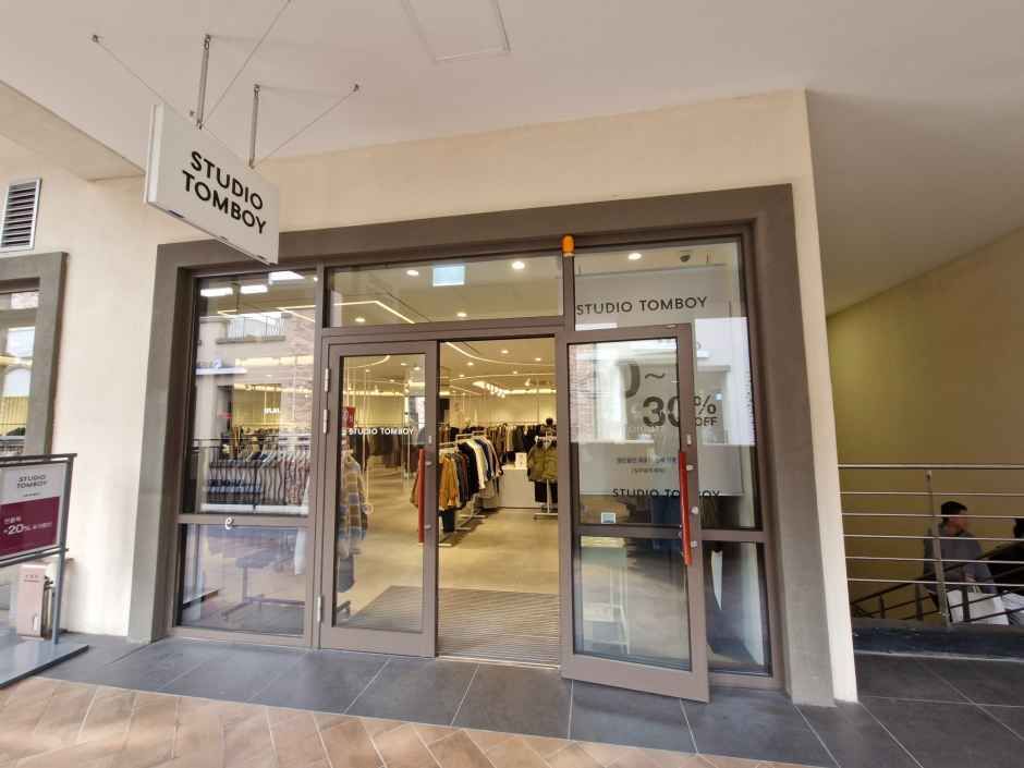 Studio Tomboy - Shinsegae Simon Premium Outlet Siheung Branch [Tax Refund Shop] (스튜디오톰보이 신세계사이먼프리미엄아울렛 시흥점)