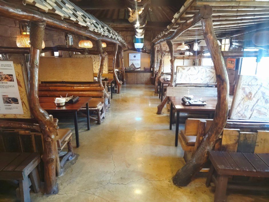 thumbnail-The Little Cottage by the Railroad Tracks - Jeonju Ajung-ri Main Branch (기찻길옆오막살이 전주아중리본점)-5
