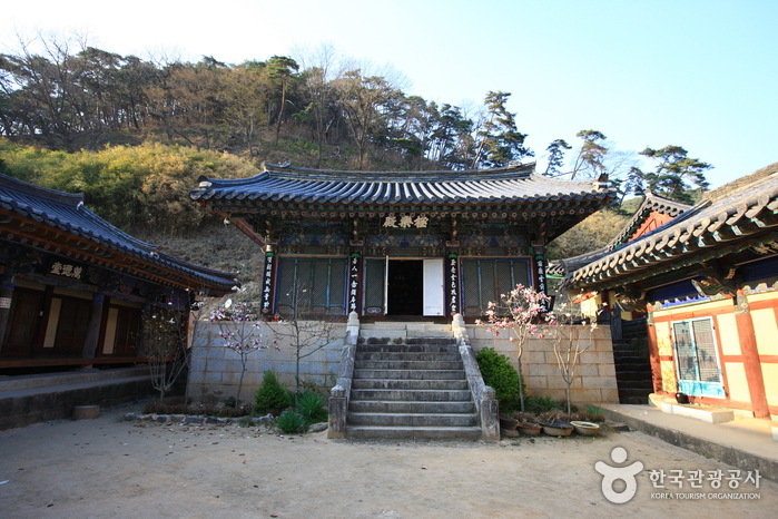 Uiseong Gounsa Temple (고운사 (의성))