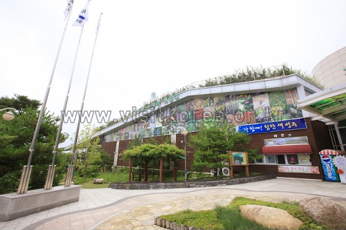 Jardin botaniques des fleurs sauvages du mont Gayasan (가야산 야생화식물원)