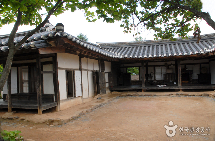 Cheongpung Cultural Heritage Complex (Cheongpung Cultural Heritage Complex)(청풍문화재단지)