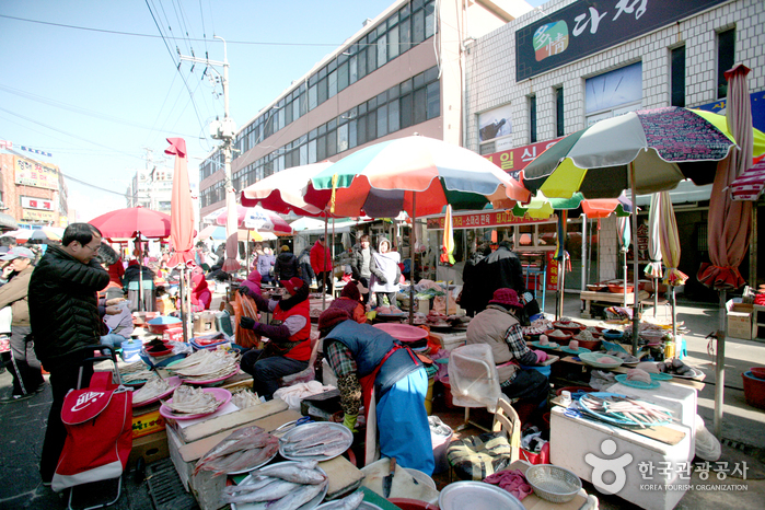 Marché de Gijang sijang (부산 기장시장)