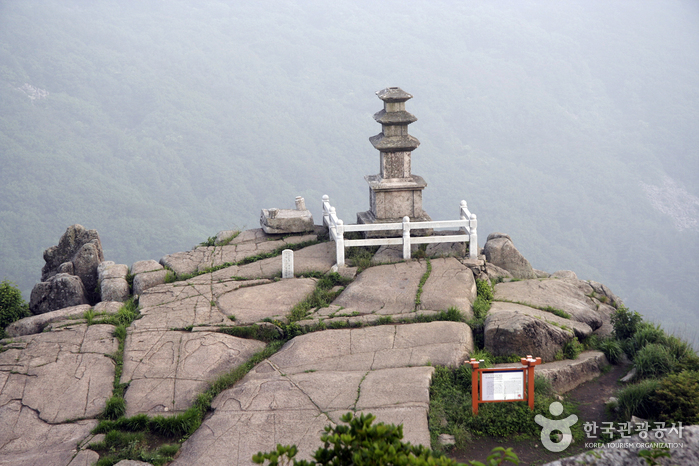Daegyeonsa Temple (대견사)