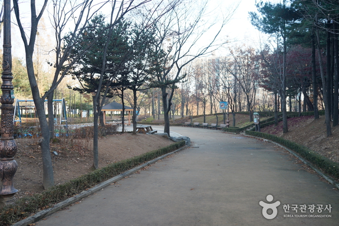 亀岩公園（구암공원）