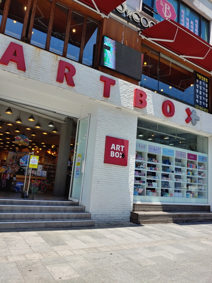 Artbox - Uijeongbu Branch [Tax Refund Shop] (아트박스 의정부)