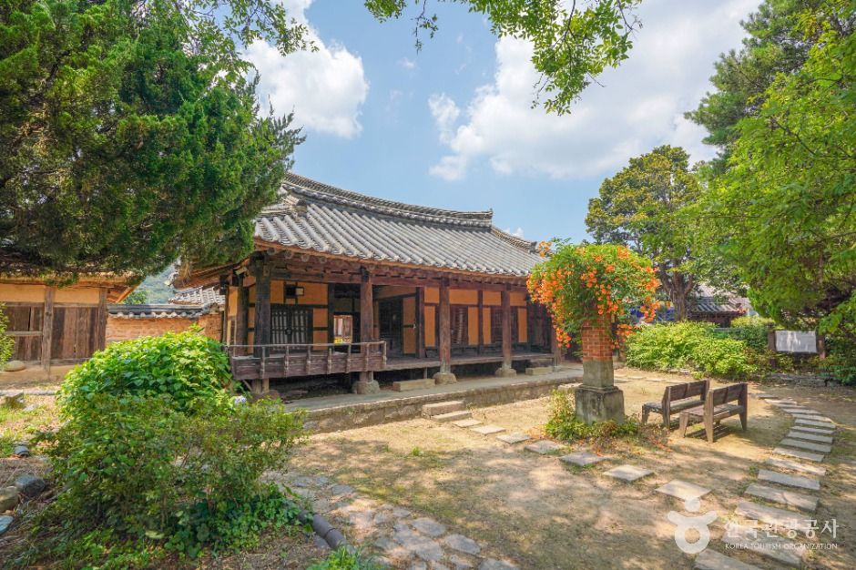 산청 남사리 이씨고가