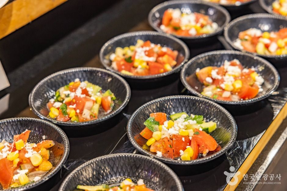 thumbnail-마리나블루키친-12