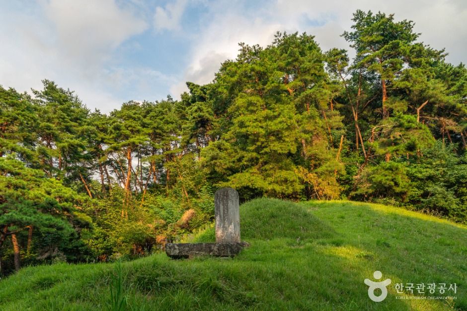 thumbnail-원주 운곡원천석묘역-10