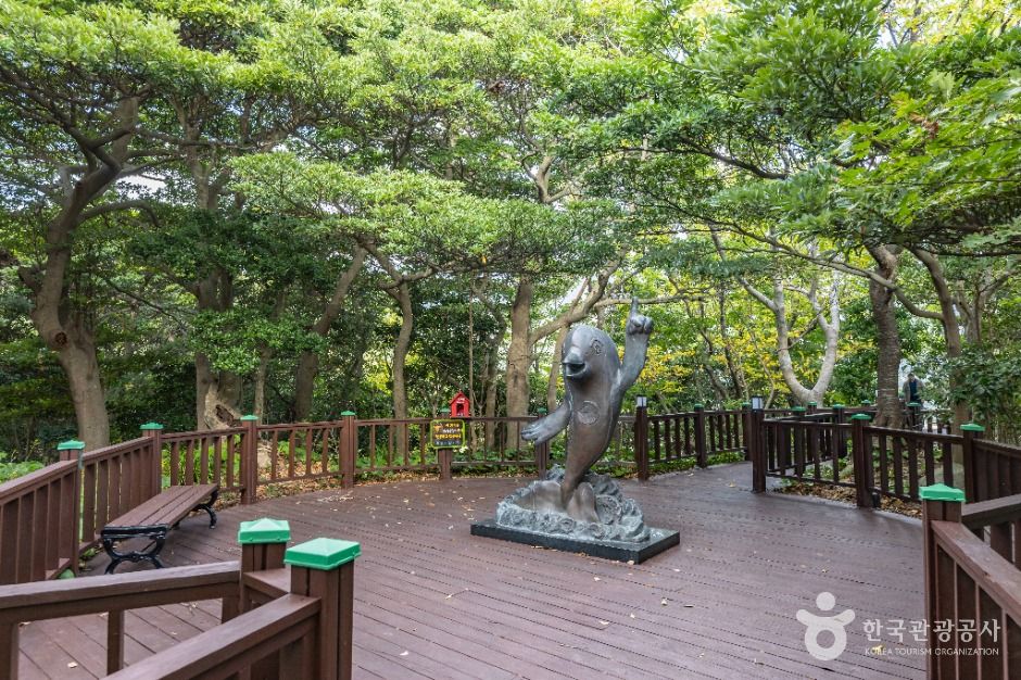 도동등대(행남등대)