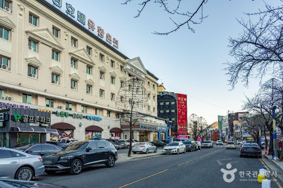 thumbnail-부곡온천 관광특구-5