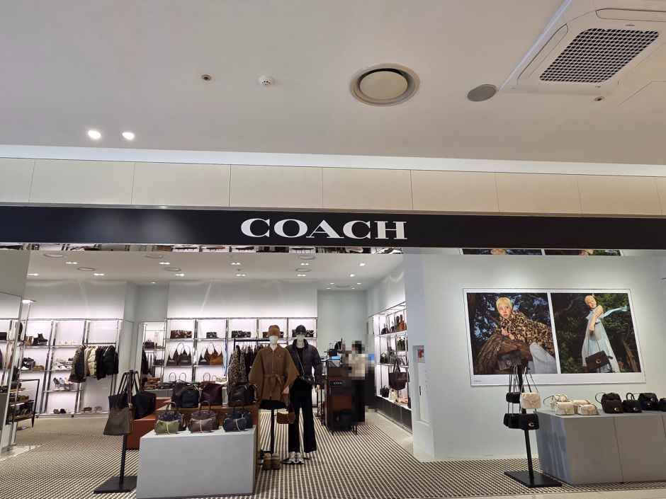 thumbnail-Coach - LOTTE Department Store Incheon Branch [Tax Refund Shop] (코치 롯데백화점 인천점)-0