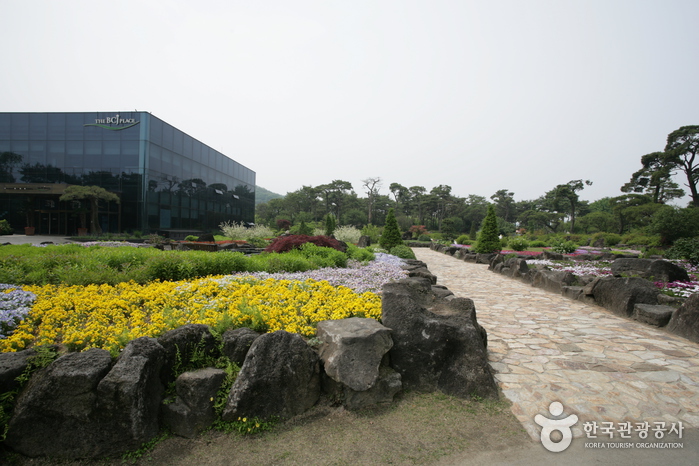 The Botanical Garden BCJ (Byeokchoji) (벽초지 문화수목원)
