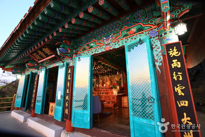 Ermita Hyangiram en Yeosu (향일암(여수))