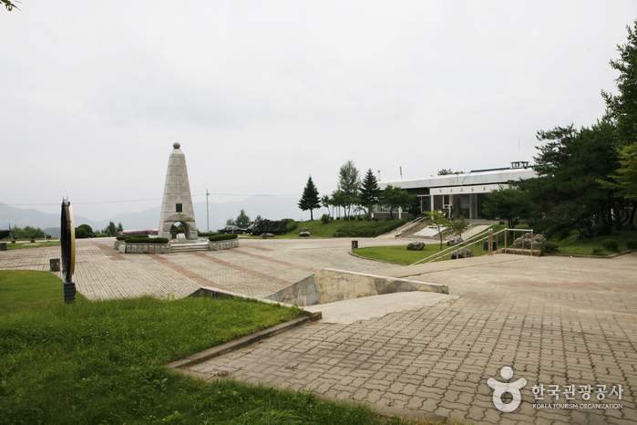 The 4th Tunnel (제 4땅굴)