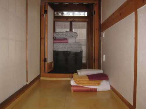 Pungnamheon House (Jeonju Hanok Villagae) (풍남헌-전주한옥마을)