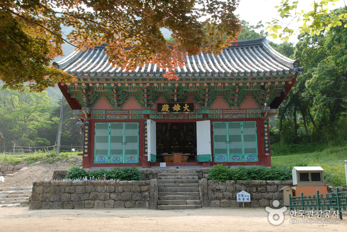 Temple Yeongguksa - 영국사(영동)