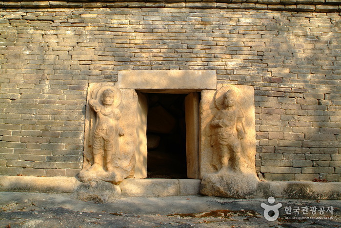 Bunhwangsaji (Bunhwangsa Temple Site) (분황사지-중복(317503))